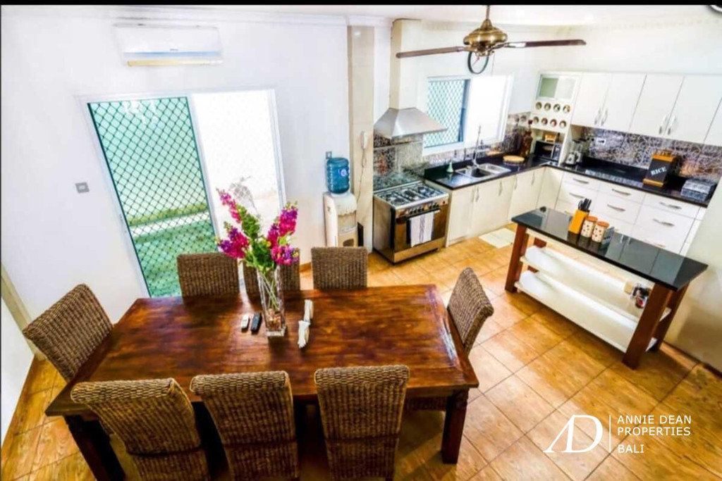 FREEHOLD | SPACIOUS 5-BEDROOM VILLA IN KUTUH, UNGASAN