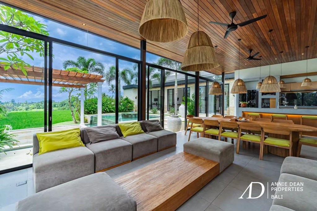 LEASEHOLD | LUXURY VILLA WITH RICE FIELD & FOREST VIEWS - UBUD