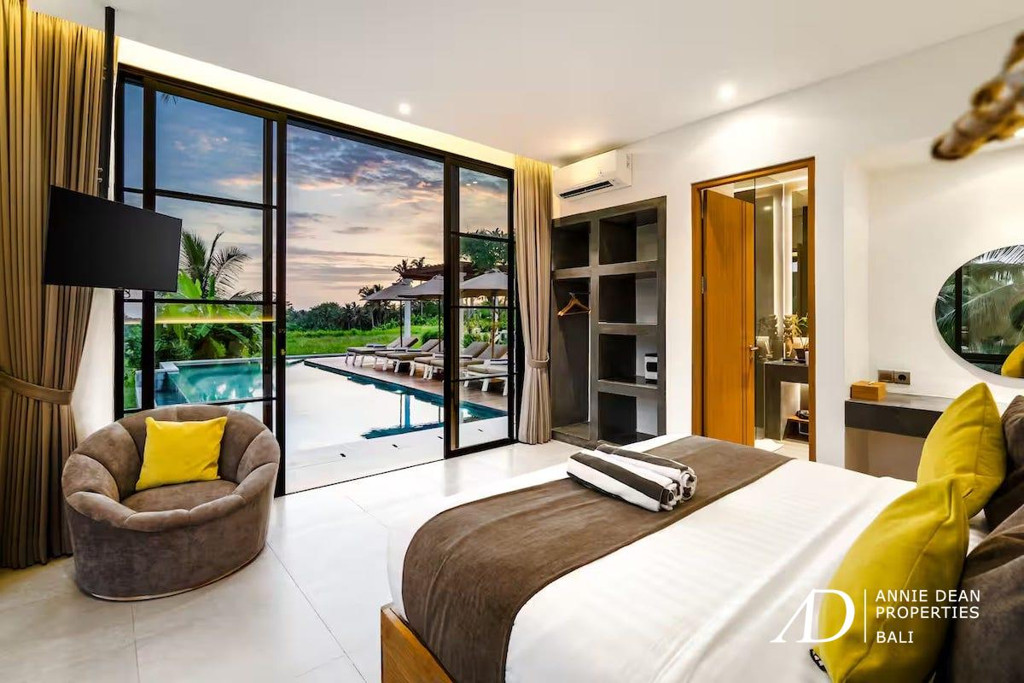 LEASEHOLD | LUXURY VILLA WITH RICE FIELD & FOREST VIEWS - UBUD