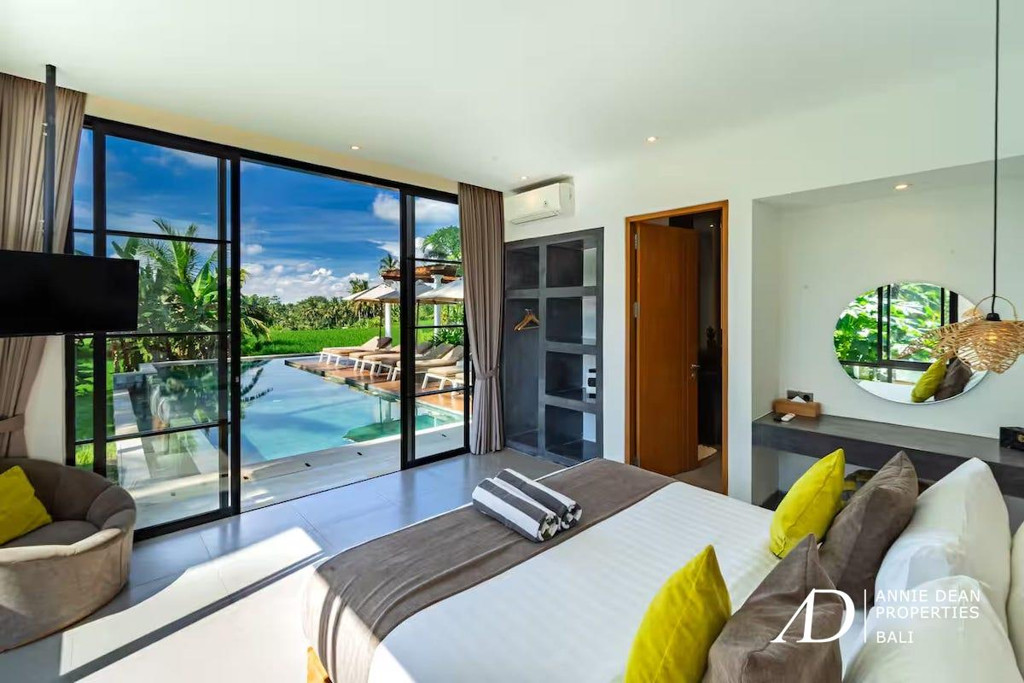 LEASEHOLD | LUXURY VILLA WITH RICE FIELD & FOREST VIEWS - UBUD