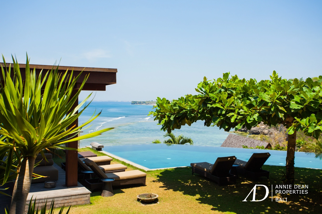 FREEHOLD | CLIFF FRONT 7-BEDROOM VILLA | PADANG PADANG