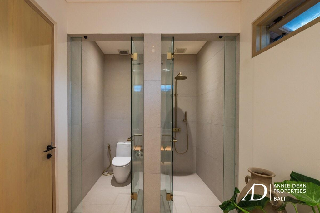 LEASEHOLD | MODERN TROPICAL 2-BEDROOM VILLA IN CANGGU