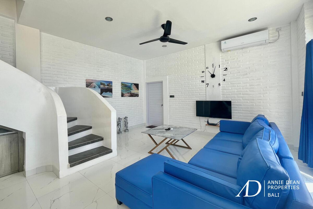 LEASEHOLD | 3-BEDROOM MODERN COLONIAL-STYLE VILLA - KEROBOKAN