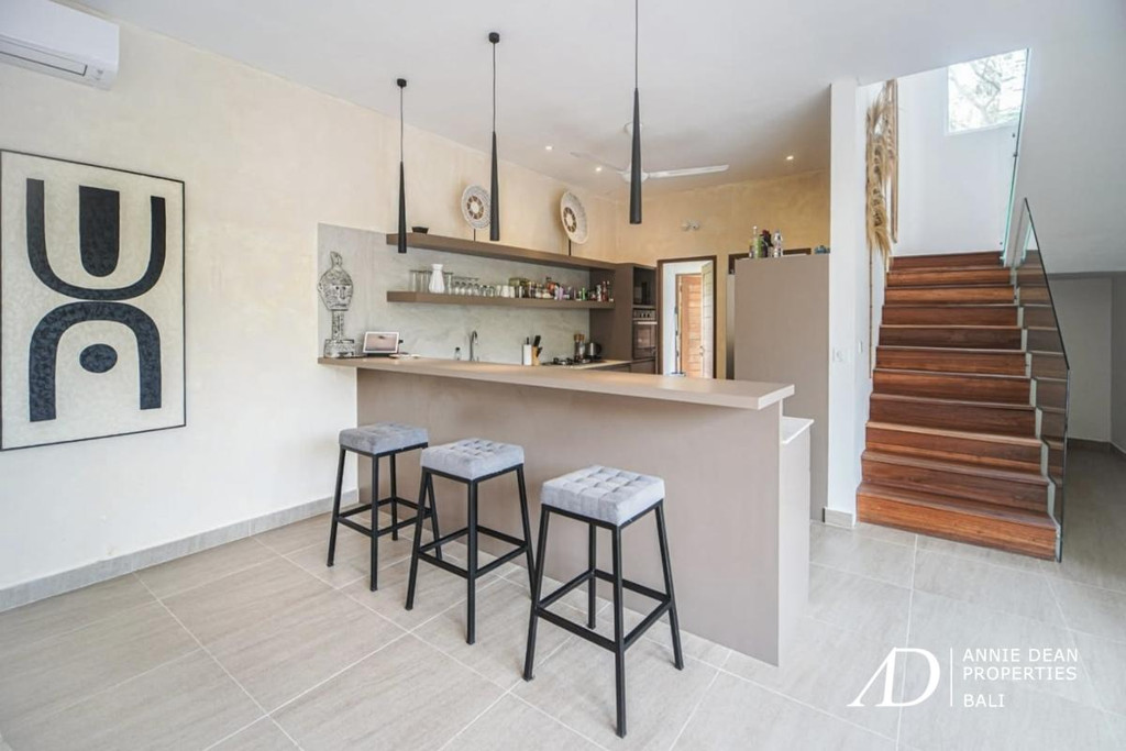 LEASEHOLD | 4-BEDROOM MODERN VILLA NEAR NYANYI BEACH - TABANAN