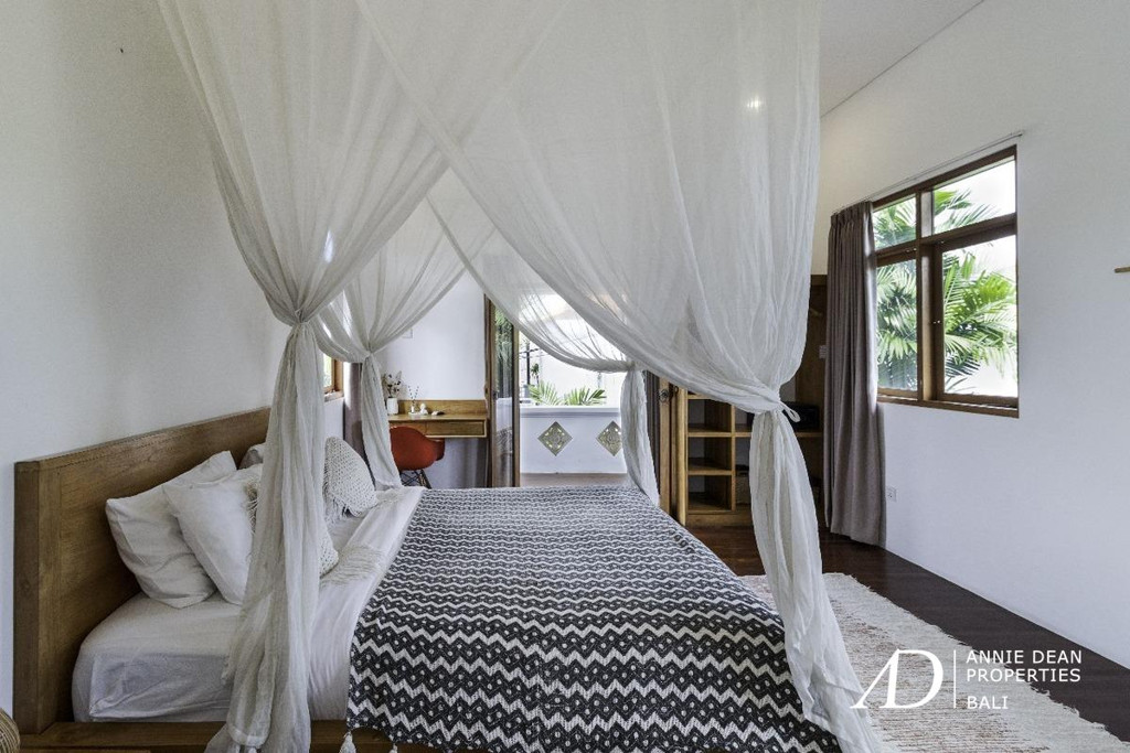 FREEHOLD | MODERN 3-BEDROOM VILLA IN CENTRAL SEMINYAK