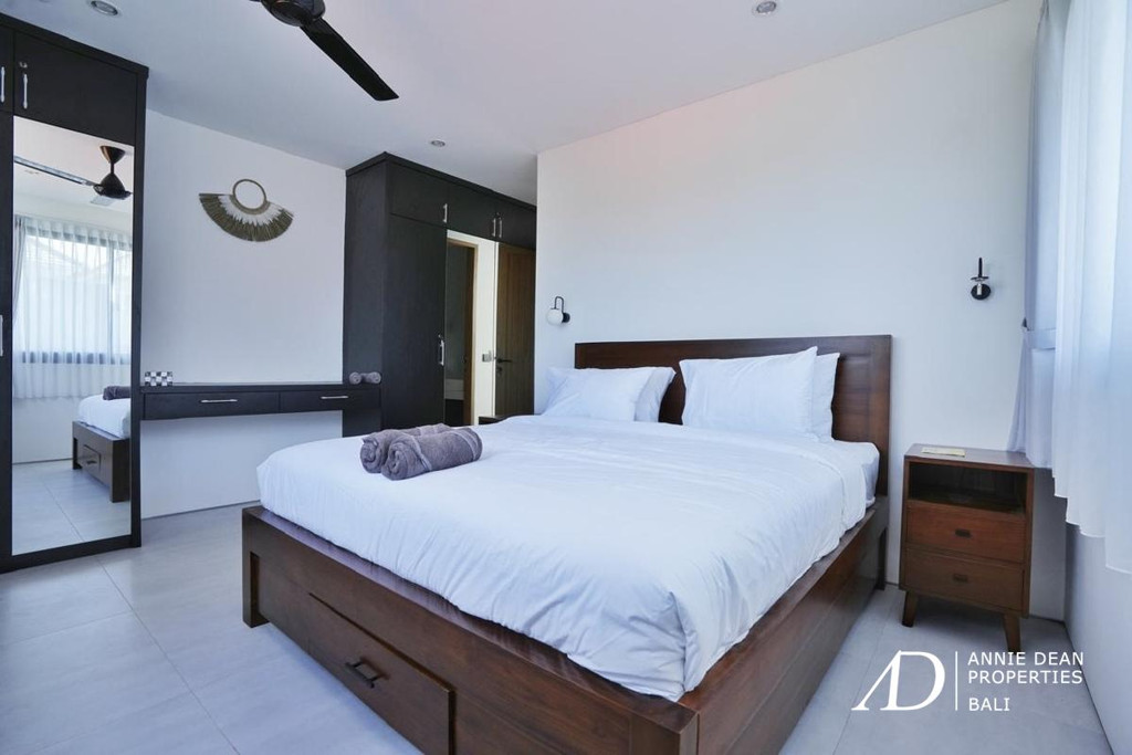 FREEHOLD | BRAND-NEW 3-BEDROOM VILLA IN CANGGU - TUMBAK BAYUH