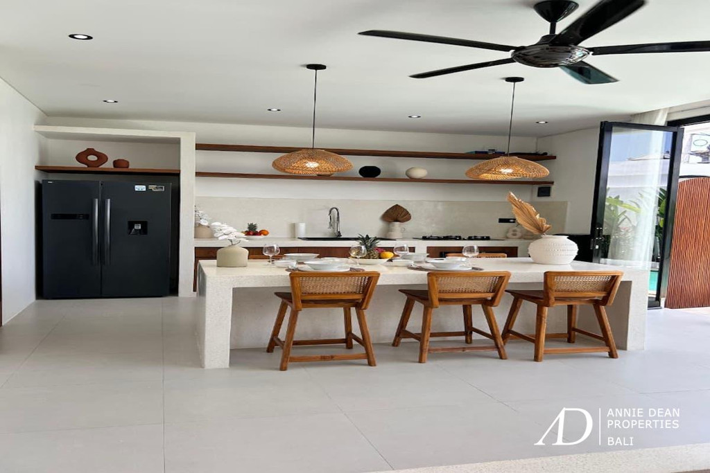 LEASEHOLD | VILLA | FULLY RENOVATED | PADONAN - CANGGU