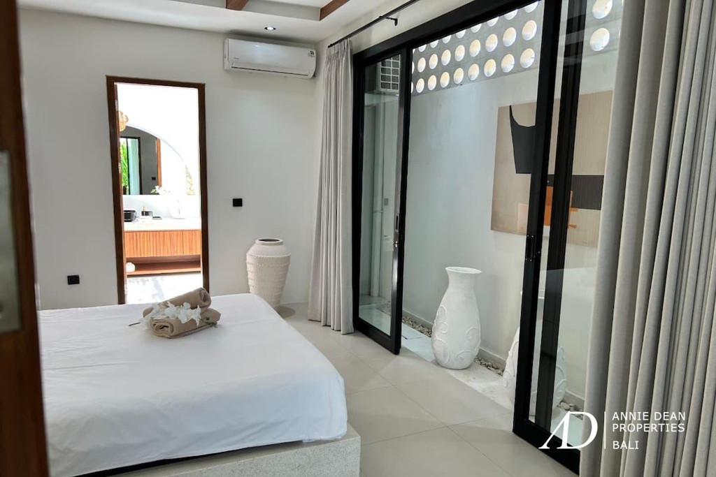 LEASEHOLD | VILLA | FULLY RENOVATED | PADONAN - CANGGU