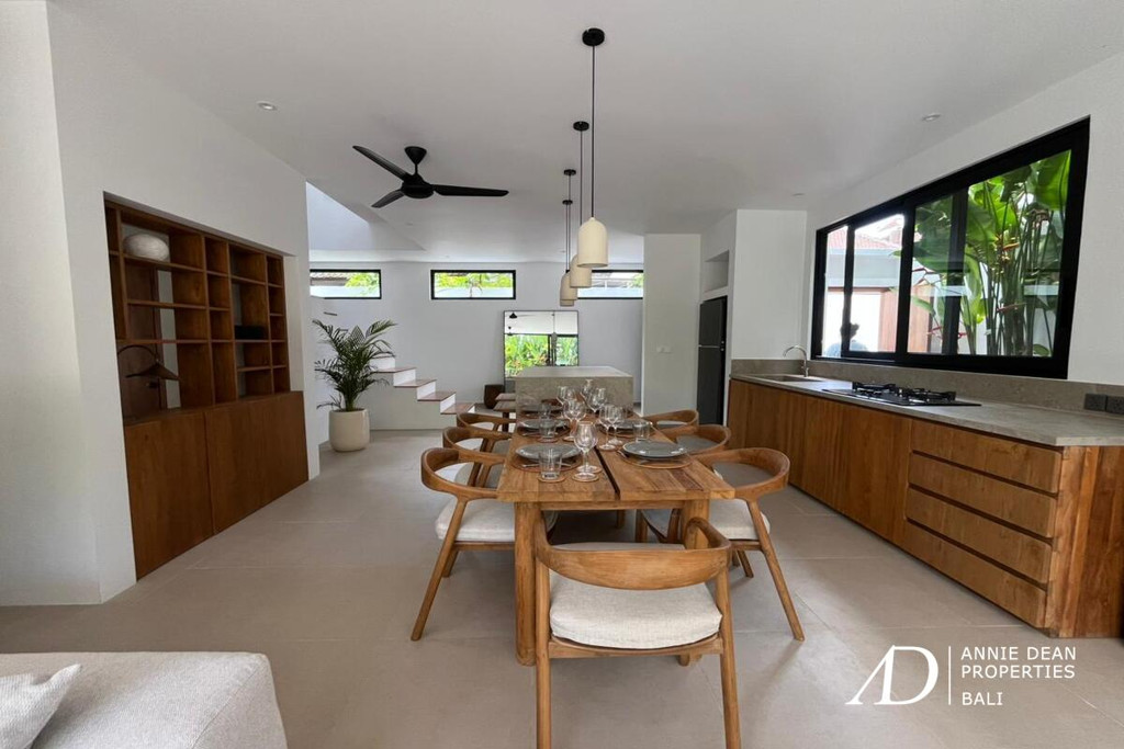 LEASEHOLD UNTIL 2053 | FULLY FURNISHED 3-BEDROOM VILLAS IN PRIME CANGGU