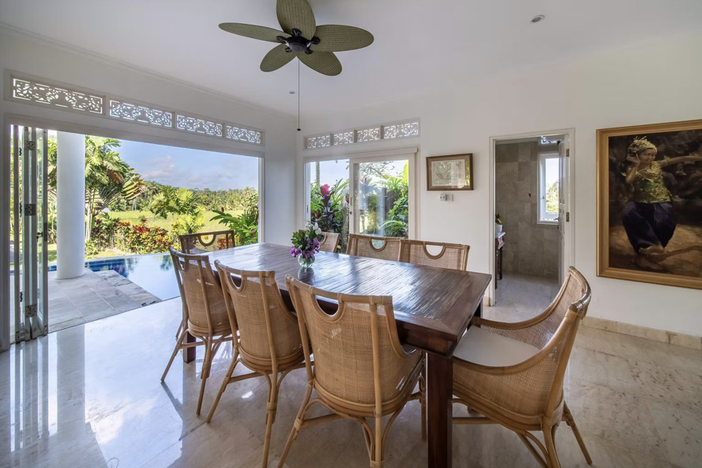 FREEHOLD | COLONIAL-STYLE VILLA WITH JUNGLE AND RICE FIELD VIEWS - UBUD TEGALLALANG