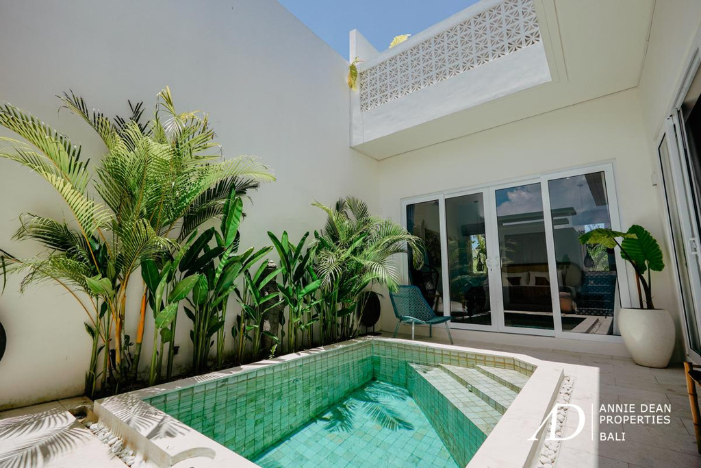 LEASEHOLD | 2-BEDROOM VILLA WITH RICE FIELD VIEWS IN CEMAGI