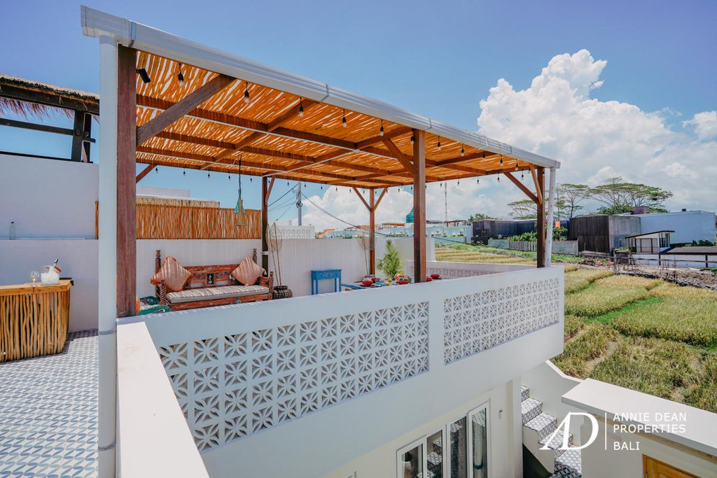 LEASEHOLD | 2-BEDROOM VILLA WITH RICE FIELD VIEWS IN CEMAGI