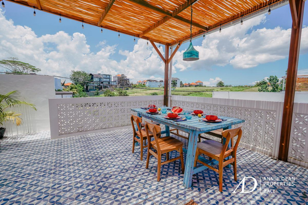 LEASEHOLD | 2-BEDROOM VILLA WITH RICE FIELD VIEWS IN CEMAGI