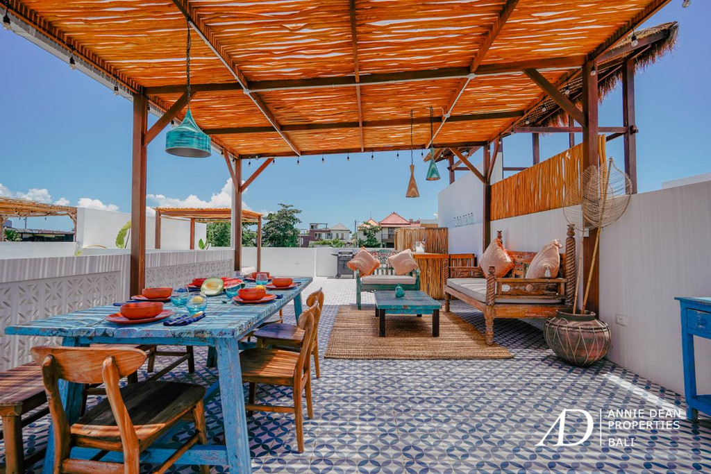 LEASEHOLD | 2-BEDROOM VILLA WITH RICE FIELD VIEWS IN CEMAGI