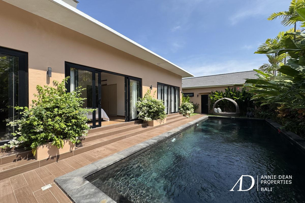  LEASEHOLD | 3-BEDROOM BEACHSIDE VILLA IN SANUR