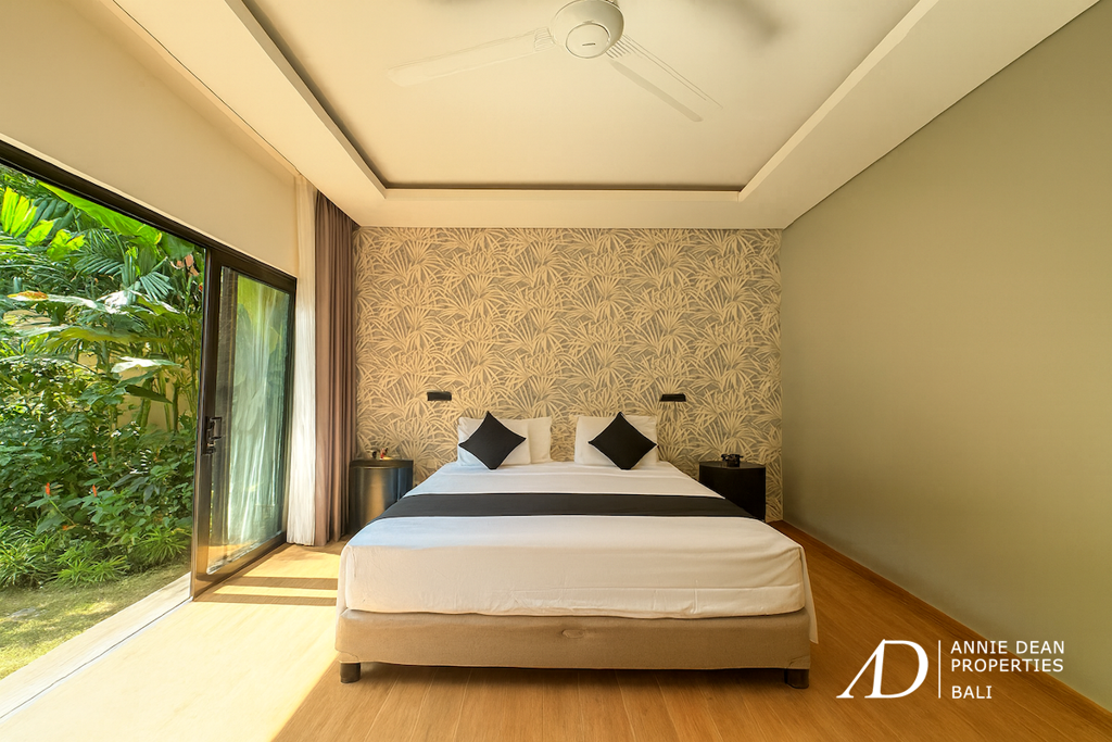  LEASEHOLD | 3-BEDROOM BEACHSIDE VILLA IN SANUR