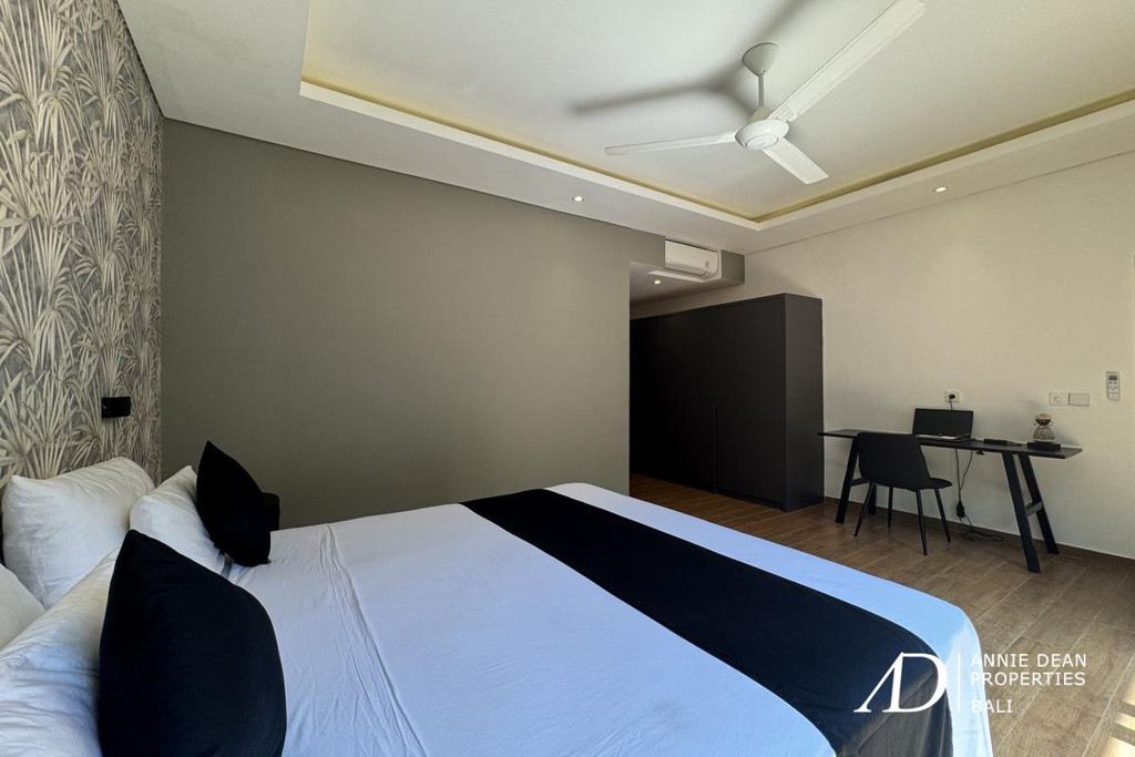  LEASEHOLD | 3-BEDROOM BEACHSIDE VILLA IN SANUR