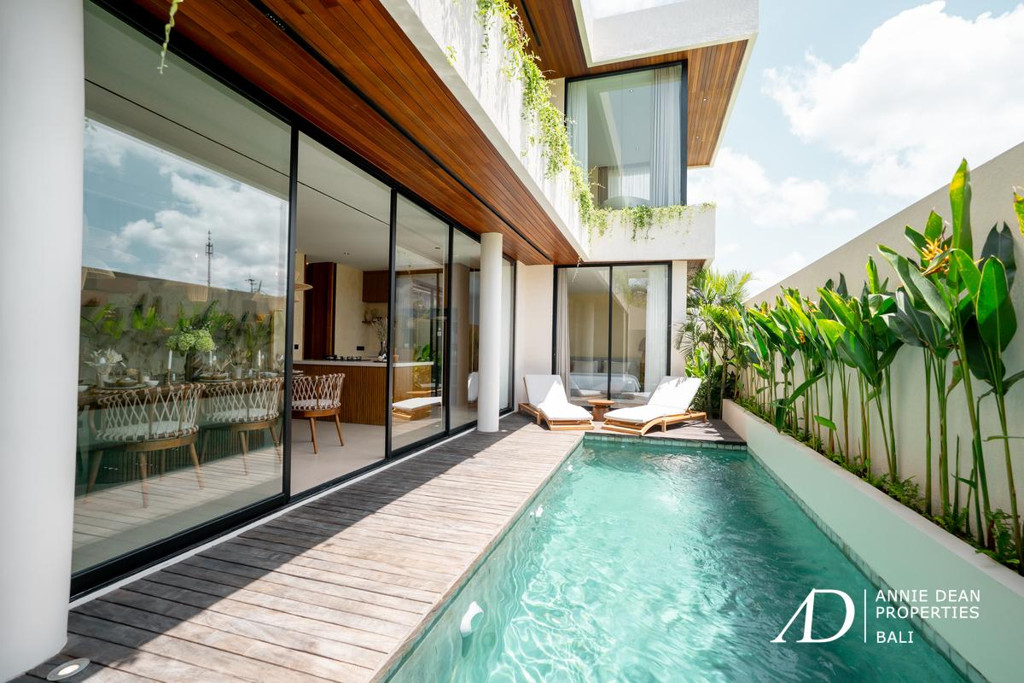 FREEHOLD | 1 & 2 BEDROOM MODERN VILLAS IN GOA GONG, JIMBARAN