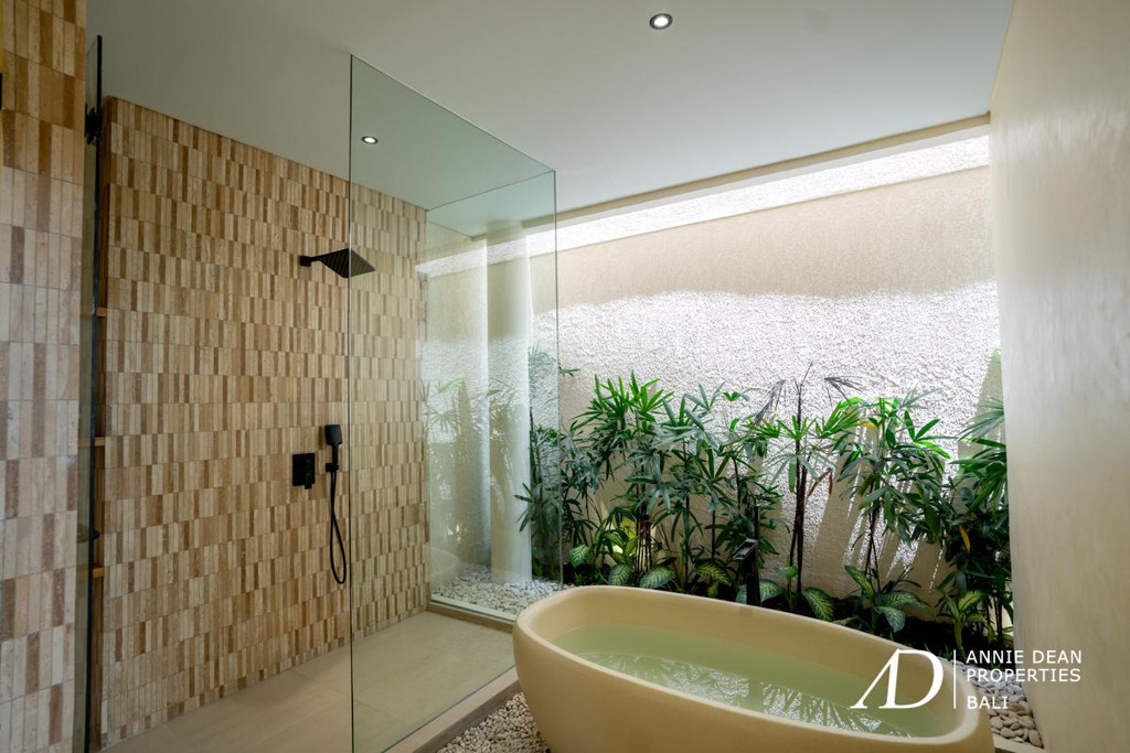 FREEHOLD | 1 & 2 BEDROOM MODERN VILLAS IN GOA GONG, JIMBARAN