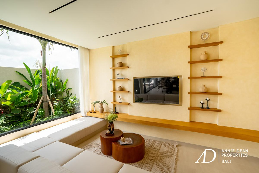 FREEHOLD | 1 & 2 BEDROOM MODERN VILLAS IN GOA GONG, JIMBARAN