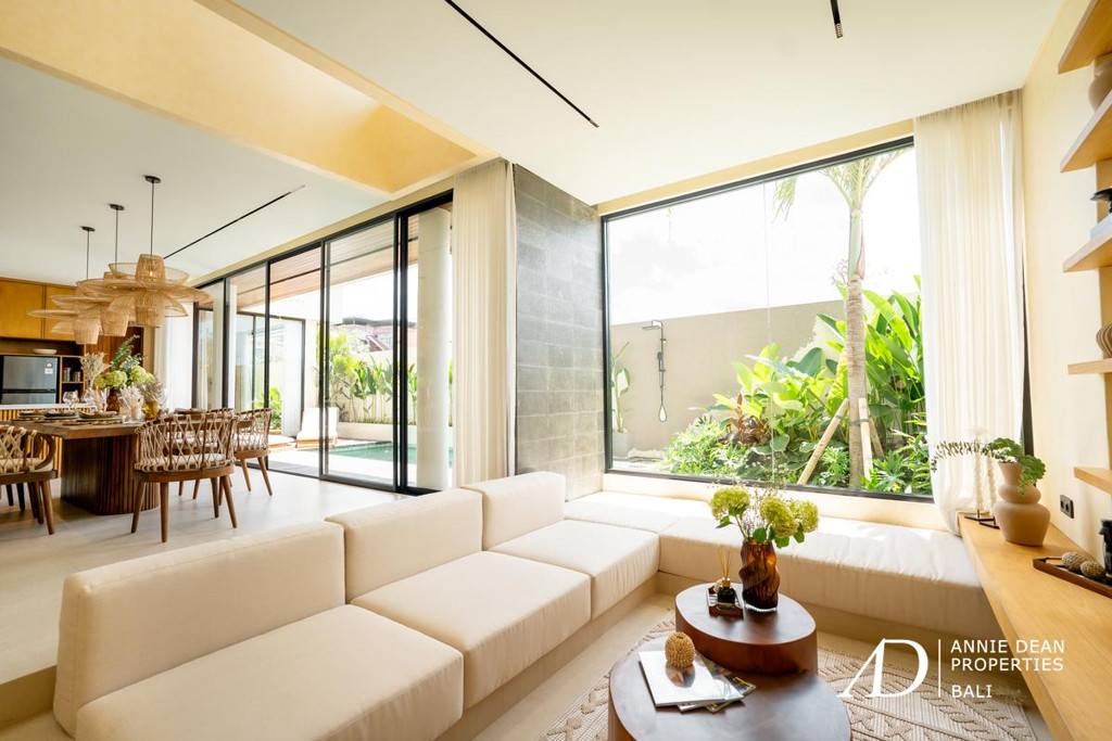 FREEHOLD | 1 & 2 BEDROOM MODERN VILLAS IN GOA GONG, JIMBARAN