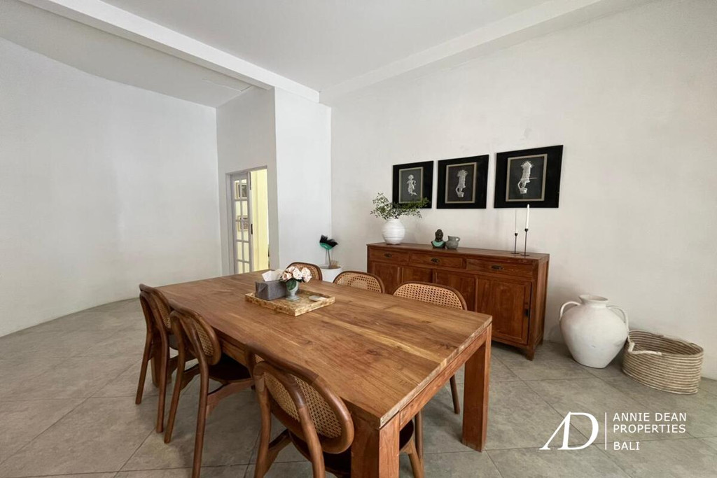 YEARLY RENTAL | 3-BEDROOM VILLA WITH SPACIOUS GARDEN IN  SEMER KEROBOKAN