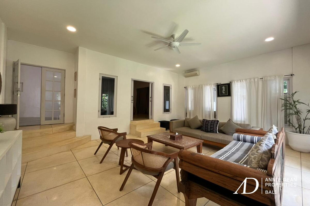 YEARLY RENTAL | 3-BEDROOM VILLA WITH SPACIOUS GARDEN IN  SEMER KEROBOKAN