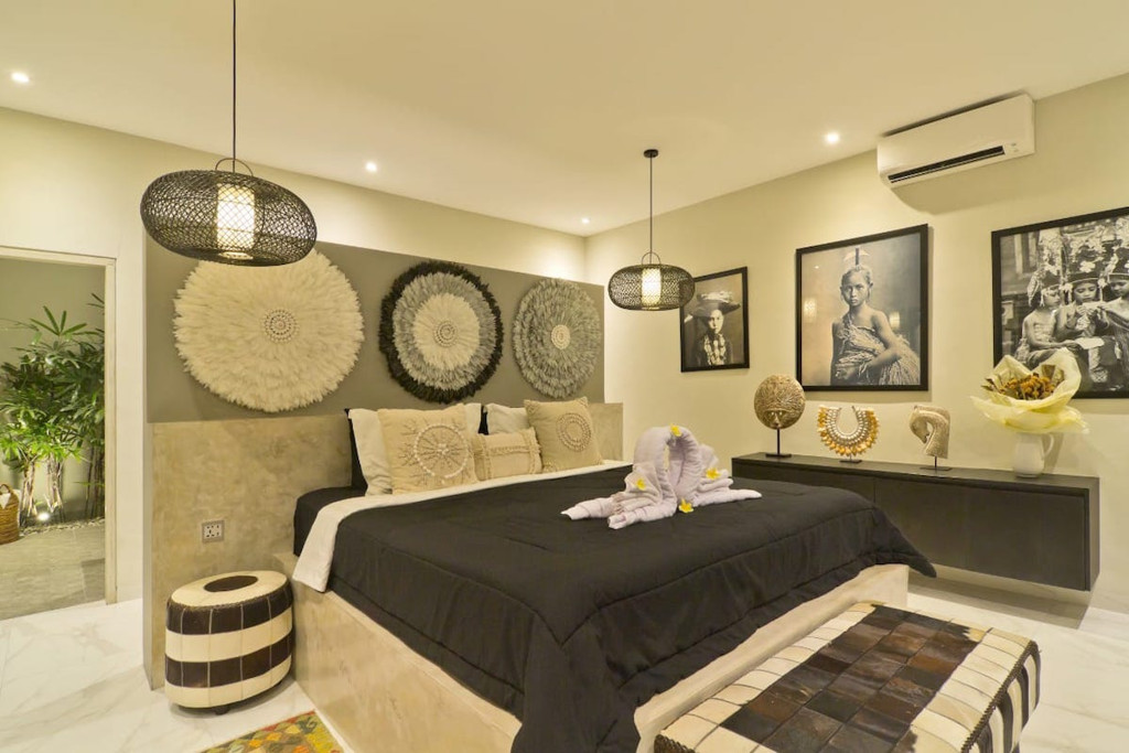 LEASEHOLD 3-BEDROOM MODERN CONTEMPORARY VILLA IN SEMINYAK