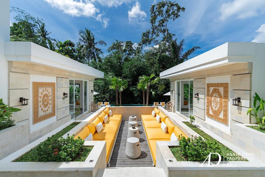 LEASEHOLD | CONTEMPORARY 5-BED LUXURY VILLA IN UBUD
