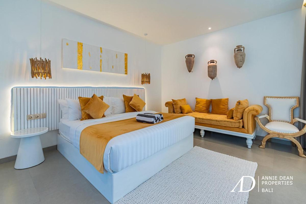 LEASEHOLD | CONTEMPORARY 5-BED LUXURY VILLA IN UBUD