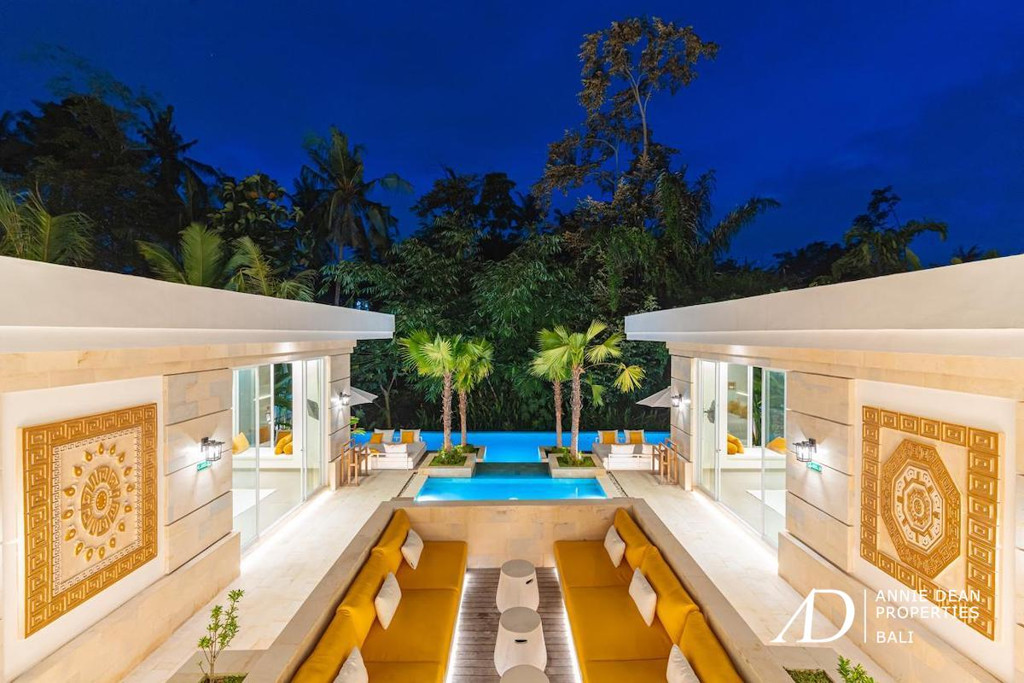 LEASEHOLD | CONTEMPORARY 5-BED LUXURY VILLA IN UBUD