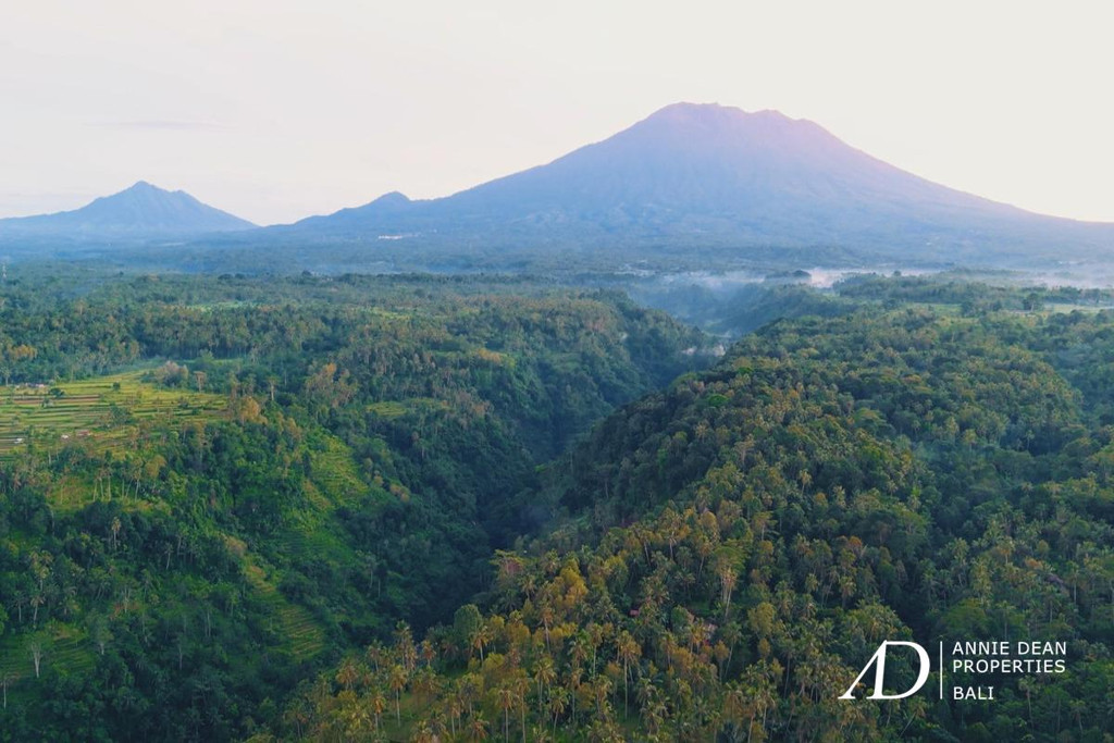 LEASEHOLD | UNIQUE CANYON-EDGE LAND IN SIDEMEN, BALI