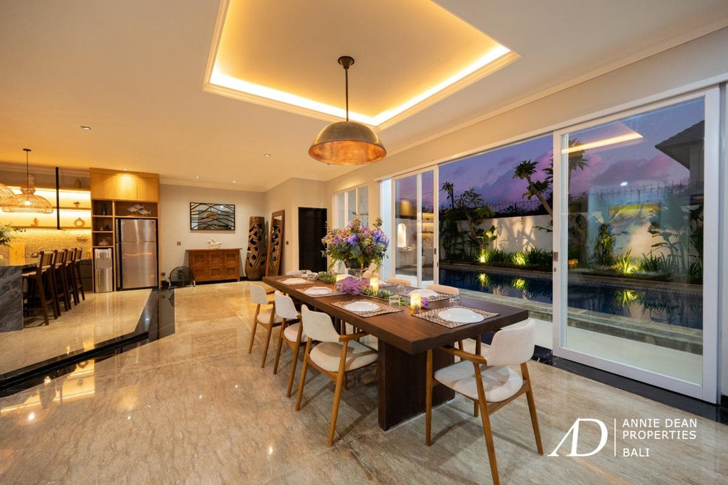 FREEHOLD | MODERN 4-BEDROOM VILLA IN JIMBARAN
