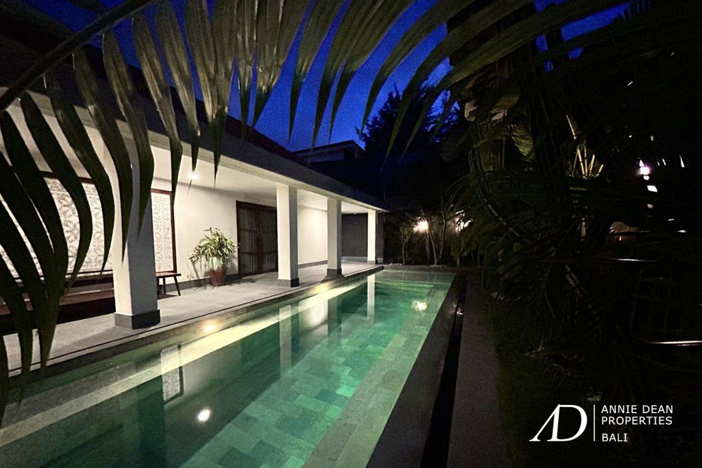 LEASEHOLD | MODERN TROPICAL VILLA IN TOYANING UNGASAN 