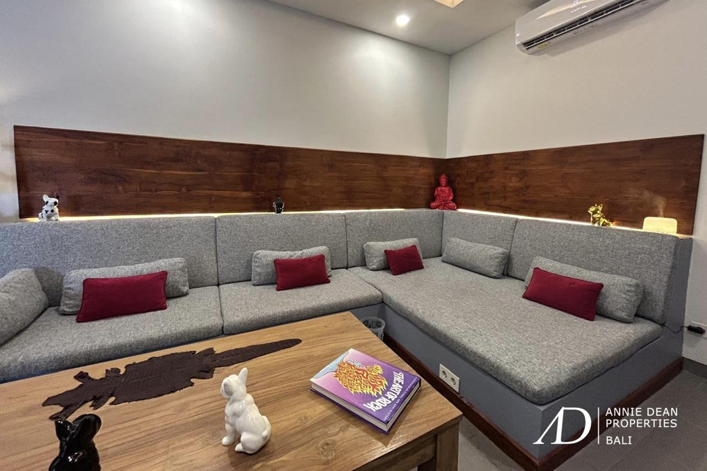 LEASEHOLD | MODERN TROPICAL VILLA IN TOYANING UNGASAN 