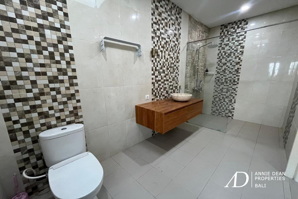 LEASEHOLD 25 YRS | 2-BEDROOM VILLA IN MERTANADI - SEMINYAK 