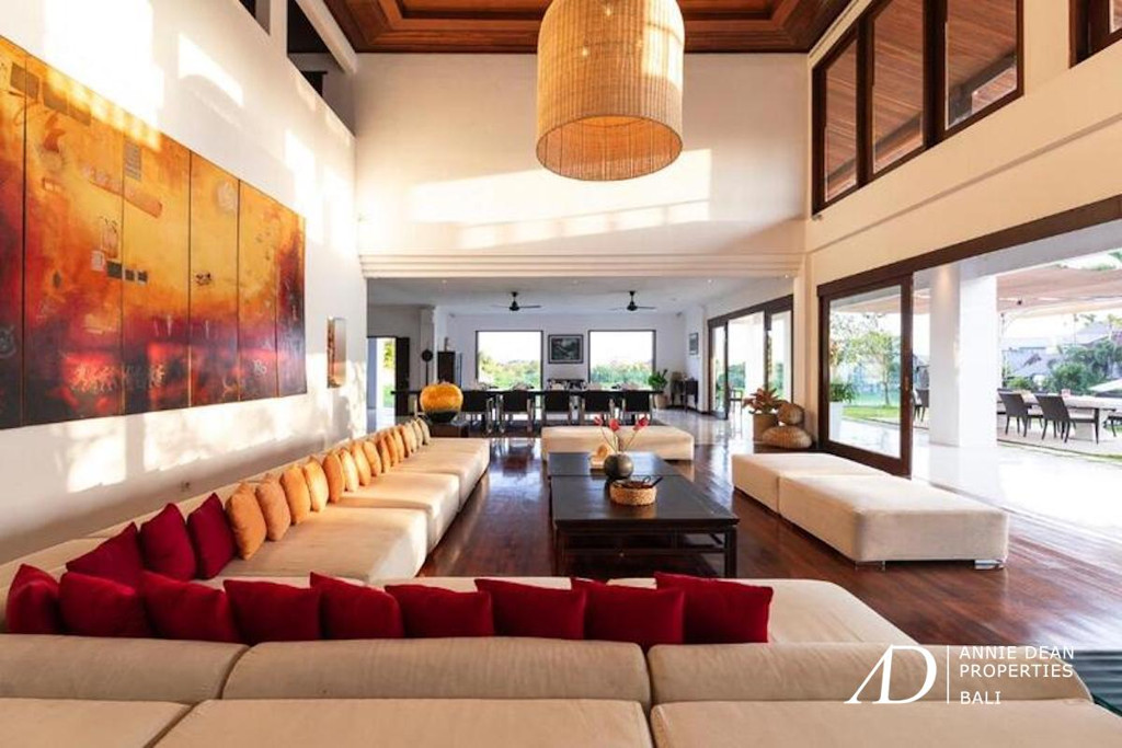 FREEHOLD | MAGNIFICENT 8-BEDROOM ESTATE IN PERERENAN