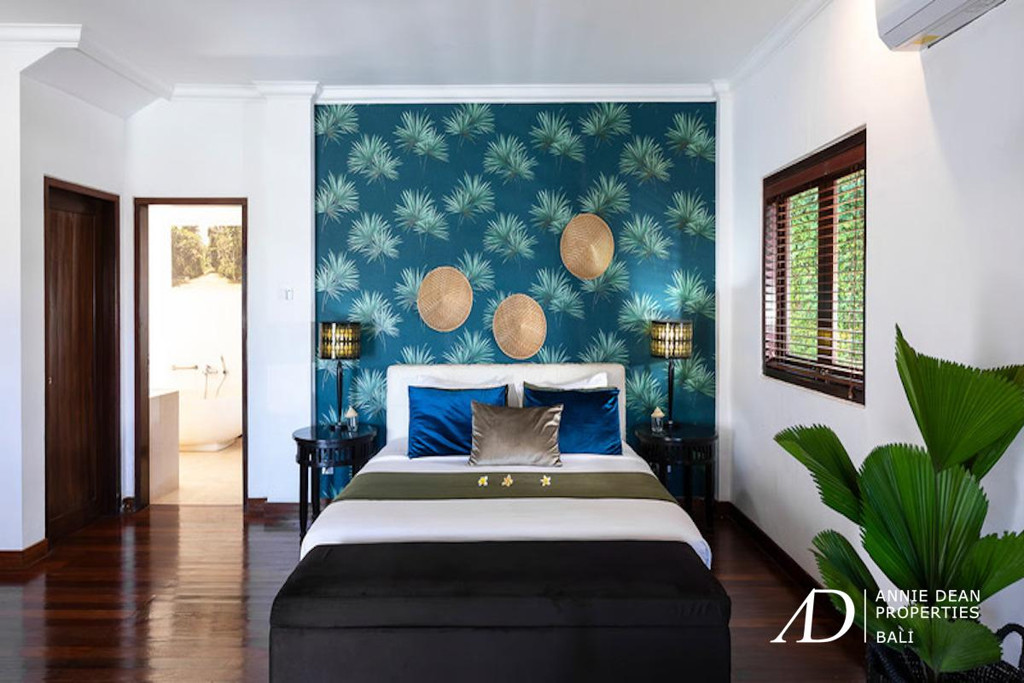 FREEHOLD | MAGNIFICENT 8-BEDROOM ESTATE IN PERERENAN