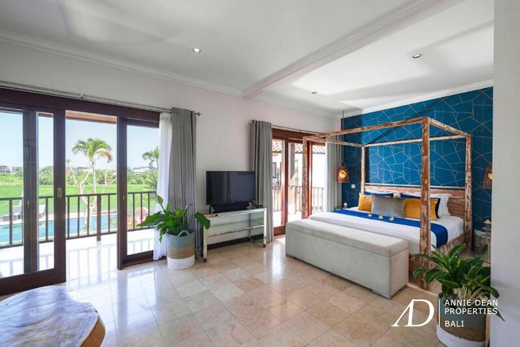 FREEHOLD | MAGNIFICENT 8-BEDROOM ESTATE IN PERERENAN