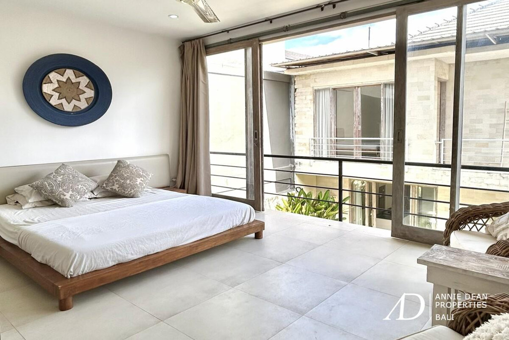 FREEHOLD | VILLA IN PRIME RESIDENTIAL AREA NEAR SEMINYAK