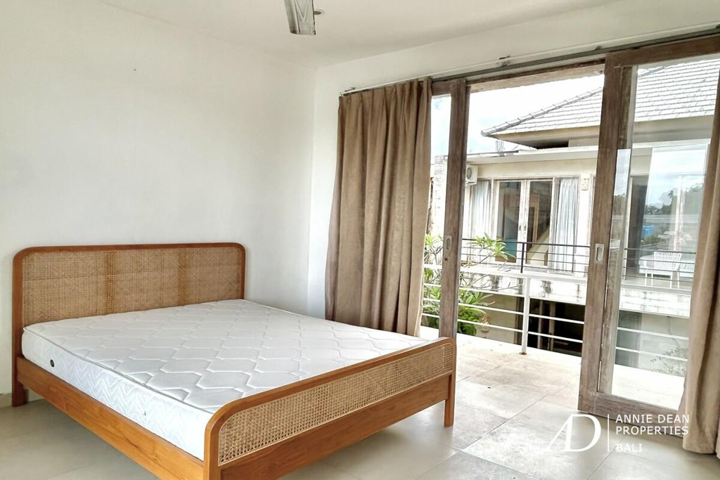 FREEHOLD | VILLA IN PRIME RESIDENTIAL AREA NEAR SEMINYAK