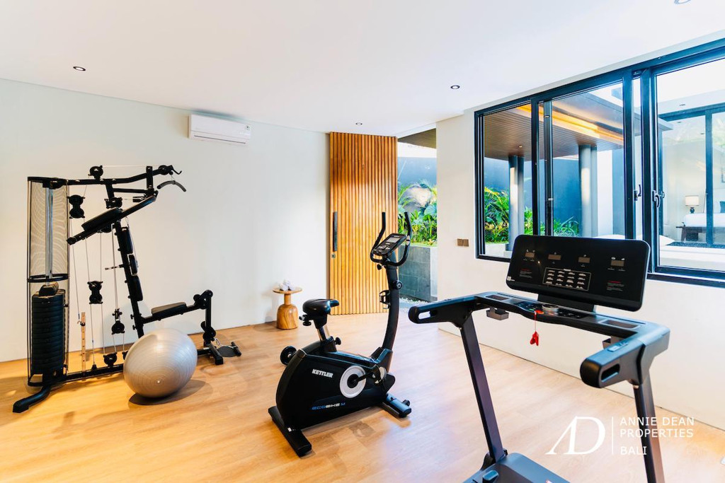 FREEHOLD/LEASEHOLD | 5-BEDROOM MODERN ARCHITECTURE VILLA NEAR PERERENAN