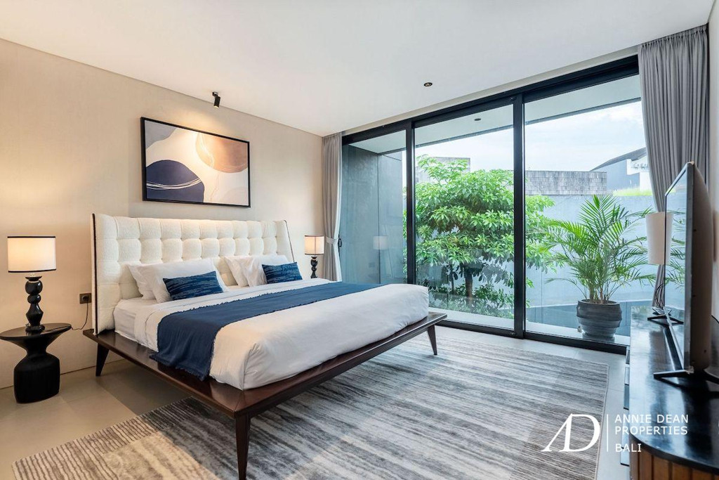 FREEHOLD/LEASEHOLD | 5-BEDROOM MODERN ARCHITECTURE VILLA NEAR PERERENAN