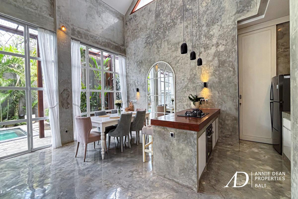YEARLY RENTAL | MODERN LOFT-STYLE 4-BEDROOM VILLA FOR RENT IN PRIME UMALAS