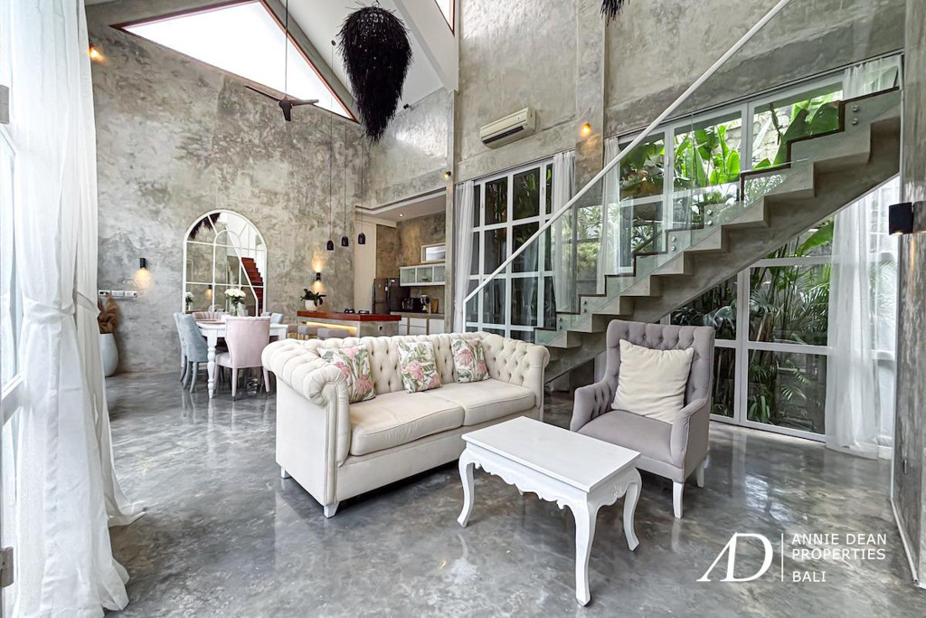 YEARLY RENTAL | MODERN LOFT-STYLE 4-BEDROOM VILLA FOR RENT IN PRIME UMALAS
