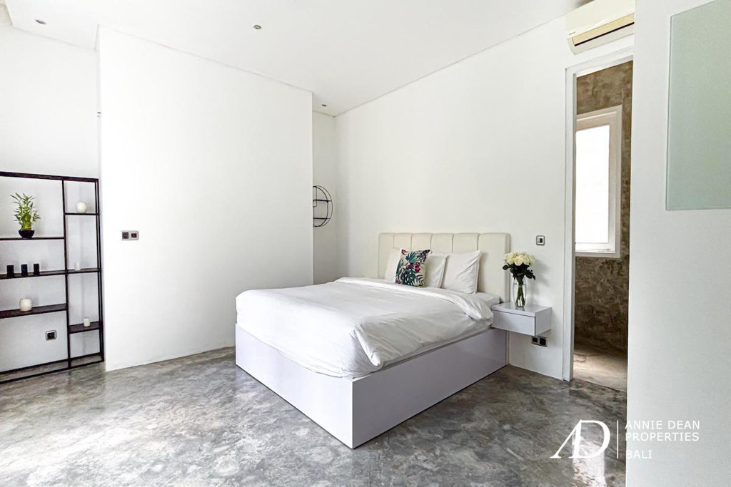 YEARLY RENTAL | MODERN LOFT-STYLE 4-BEDROOM VILLA FOR RENT IN PRIME UMALAS