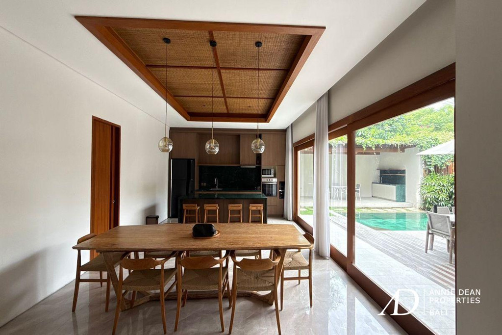 FREEHOLD | MODERN 4-BEDROOM VILLA IN BUMBAK - UMALAS