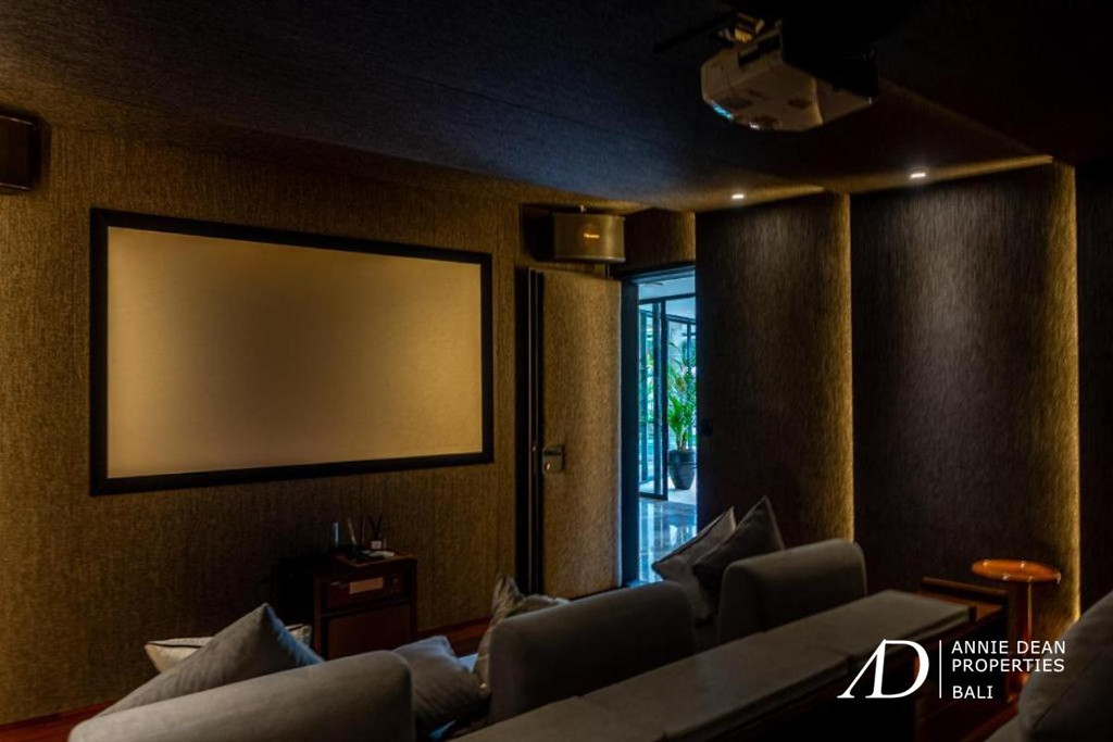 FREEHOLD | MODERN DESIGN VILLA WITH CINEMA ROOM & JACUZZI IN UMALAS