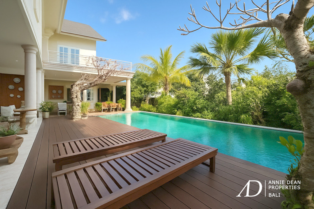 FREEHOLD | EUROPEAN-STYLE LUXURY VILLA IN UMALAS