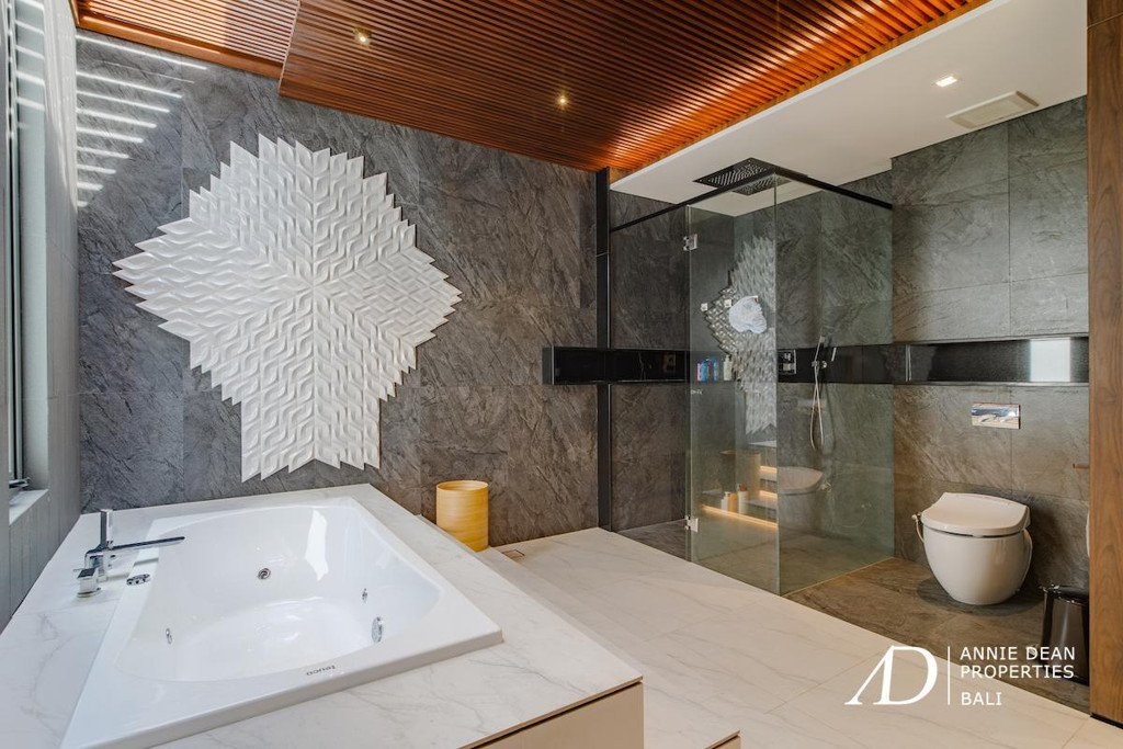 FREEHOLD OR LEASEHOLD | LUXURY MODERN VILLA IN PRIME UMALAS